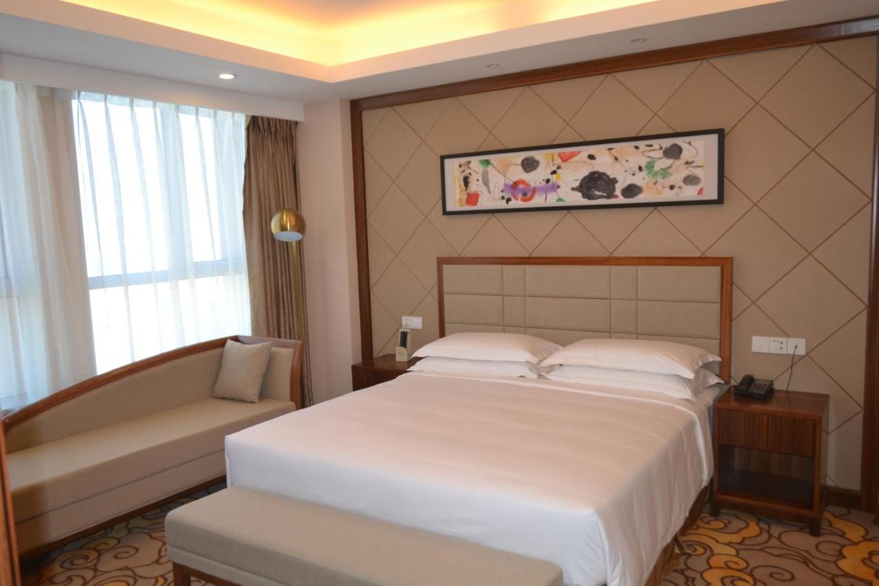 Hotel Kaloum Conakry Luaran gambar