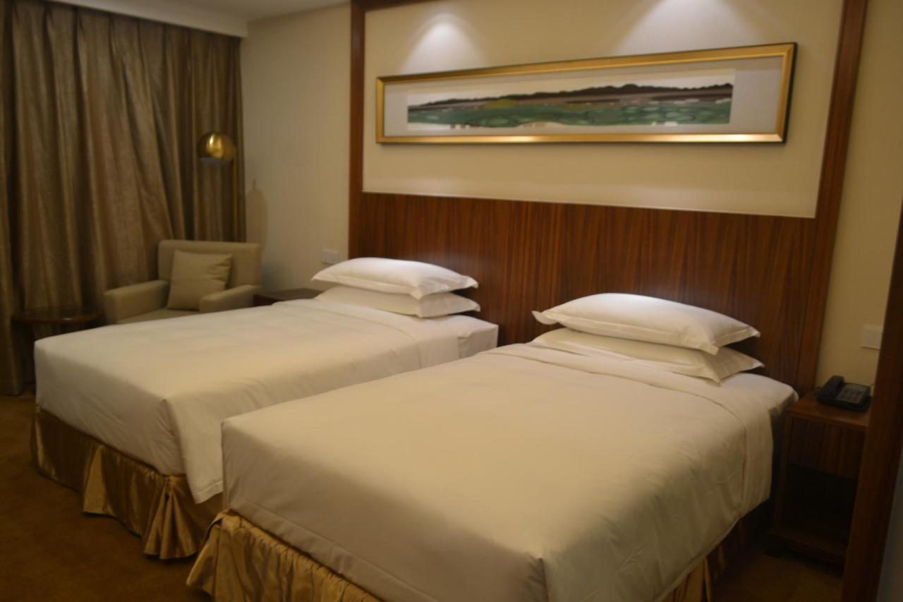 Hotel Kaloum Conakry Luaran gambar