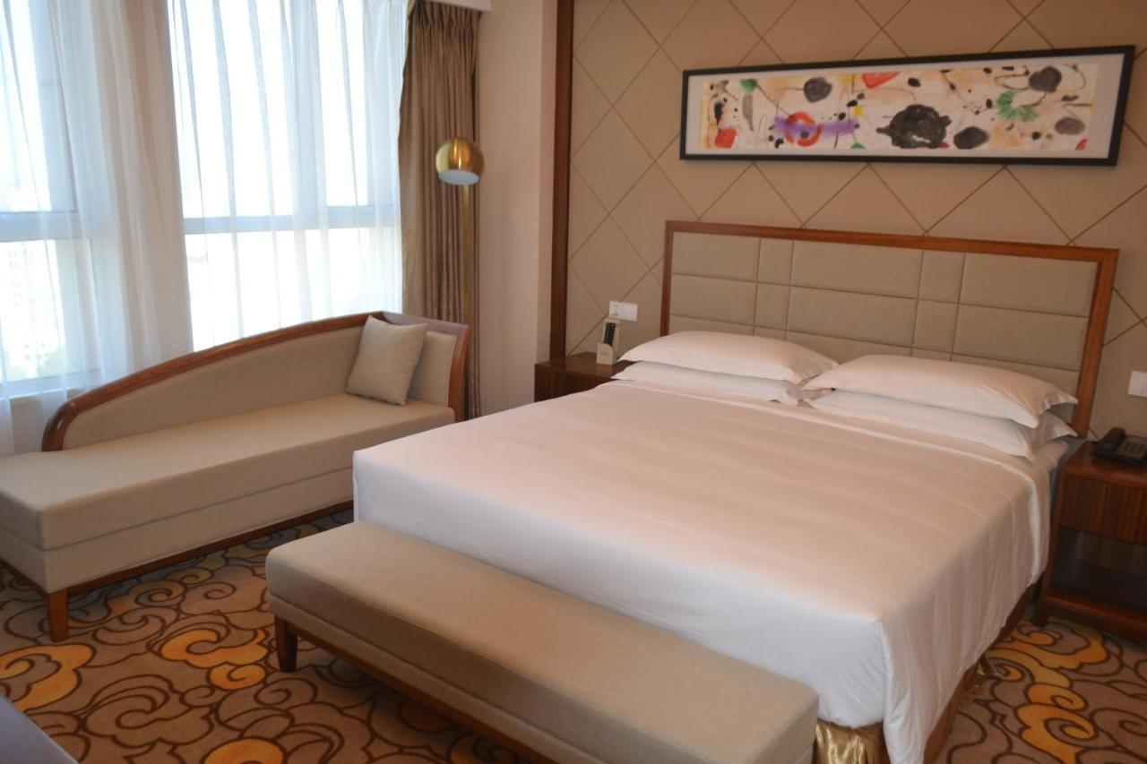 Hotel Kaloum Conakry Luaran gambar